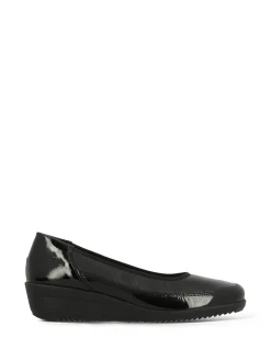 Online Women Slip-Ons