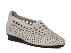 New Women Slip-Ons