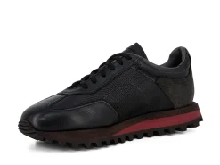 Hot Lace-Ups