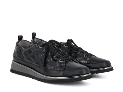 Women Lace-Ups