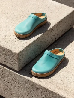 Best Women Slides