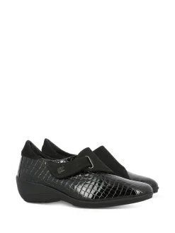 Online Women Slip-Ons