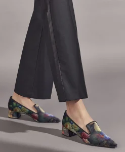 Online Women Slip-Ons